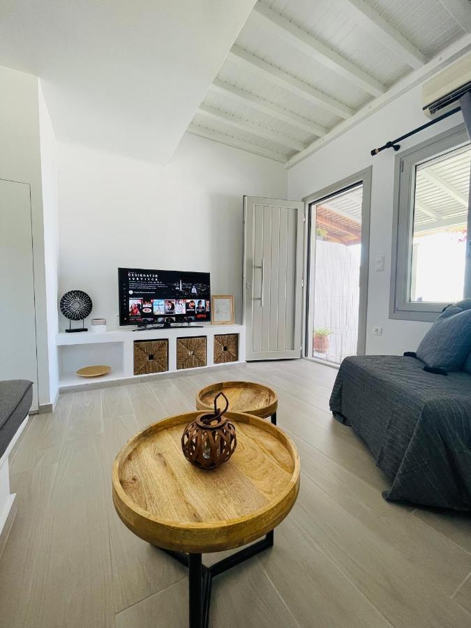 Villa Egea House à Stelida  Extérieur photo